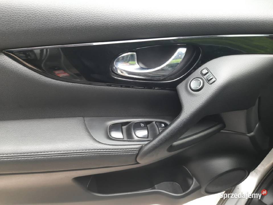 16DCI Automat Xenon Navigacja Kamera 360 z uszkodzony Mrągowo