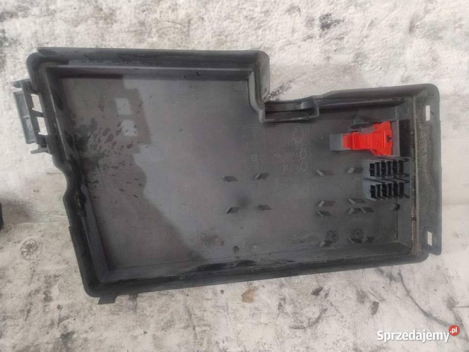 SKRZYNKA BEZPIECZNIKÓW FORD C 16 TDCI osobowe Układ elektryczny, zapłon