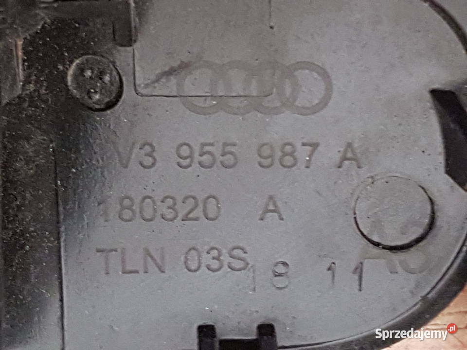 AUDI A3 8V SPRYSKIWACZ MASKI 8V3955987A Części samochodowe Turek
