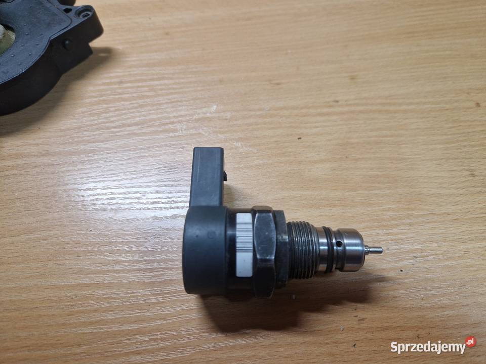 REGULATOR CIŚNIENIA PALIWA BMW 0281002481 Bydgoszcz