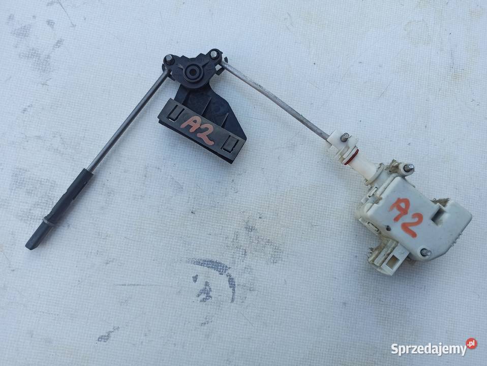 Audi A2 Siłownik klapki wlewu paliwa 8Z0810773 Bolesławiec