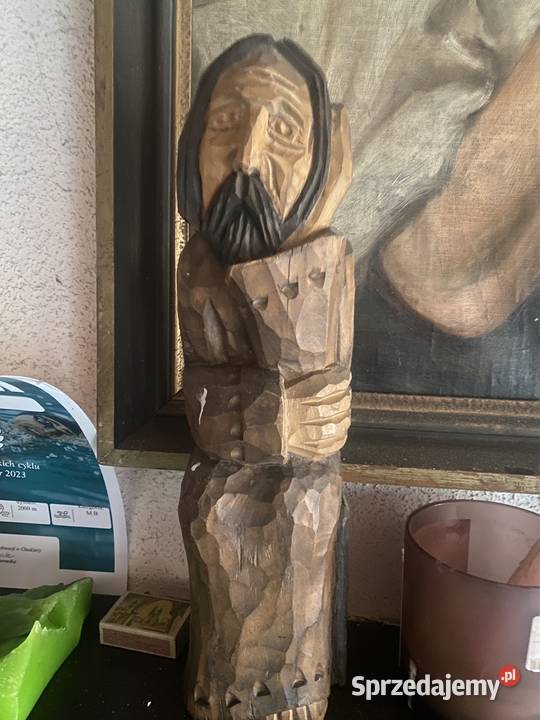 wieszak na ubrania i inne drobne akcesoria