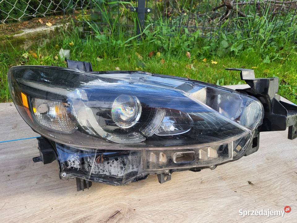 Lampa prawa reflektor Full LED Mazda 6 generacji Lampy przednie sprzedam