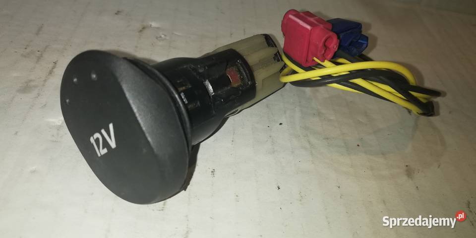 gniazdo 12V RenaultDacia do wielu modeli łódzkie Piotrków Trybunalski