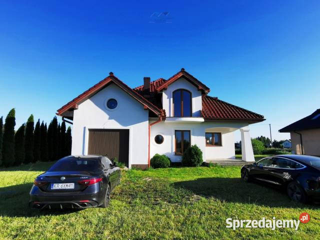 Sprzedaż domu wolnostojącego 176 metrów Wołowice 950m2 sprzedam