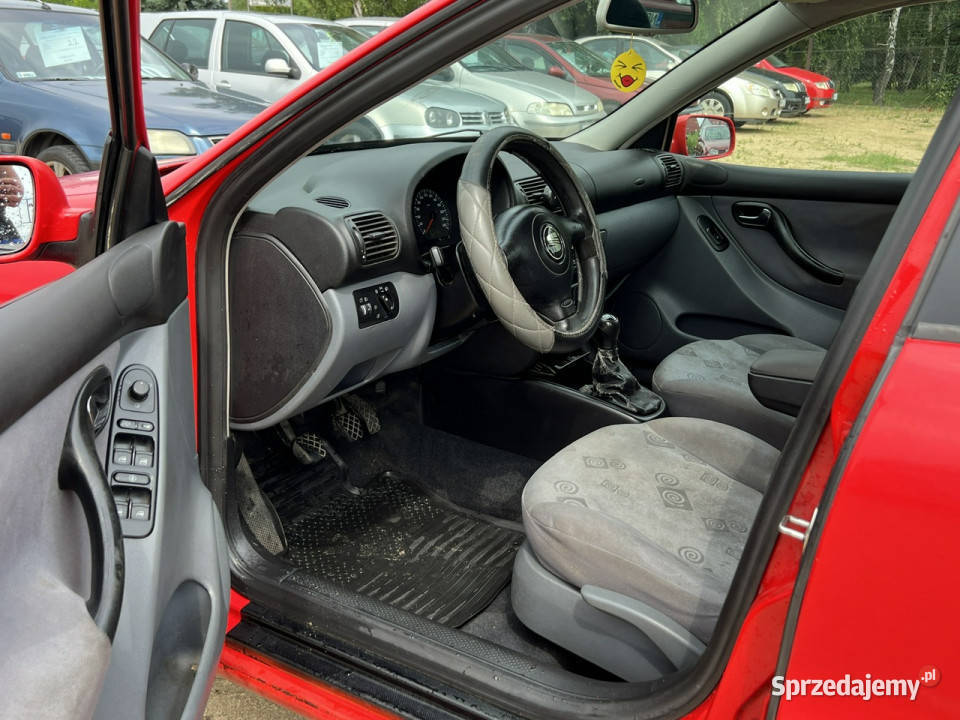 Seat Leon 16 Benzyna 2000r Z Hakiem i Warszawa