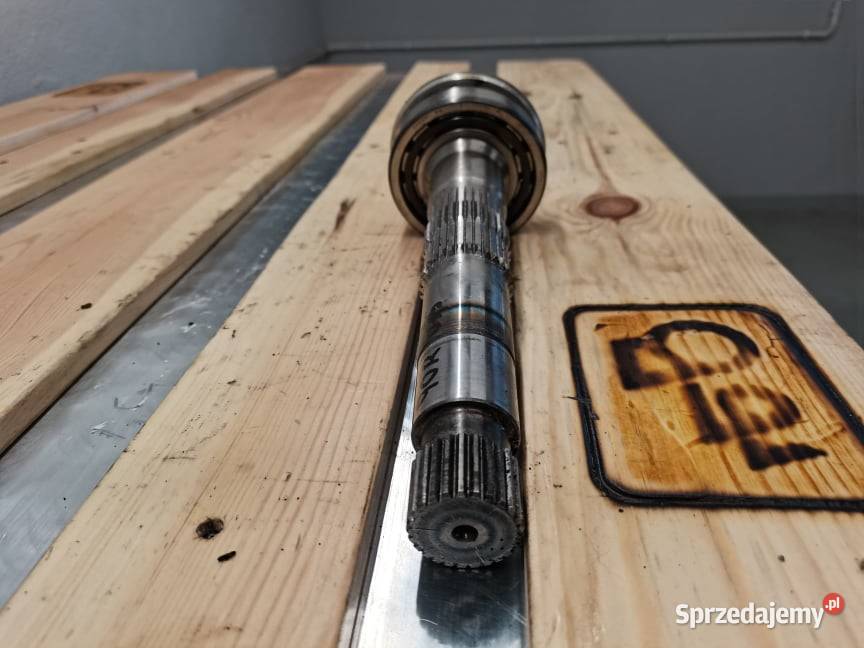 Wałek pompy jazdy SauerDanfoss 90R075 23 zęby Wilkowo
