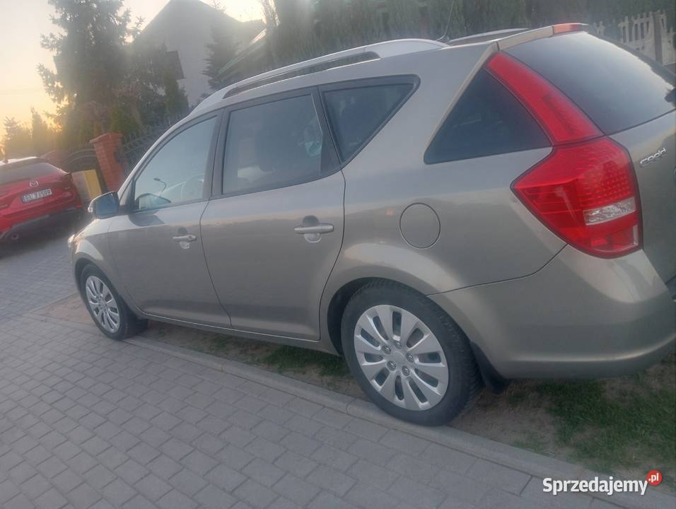 KIA CEED 16 crdi 140000km Sieradz