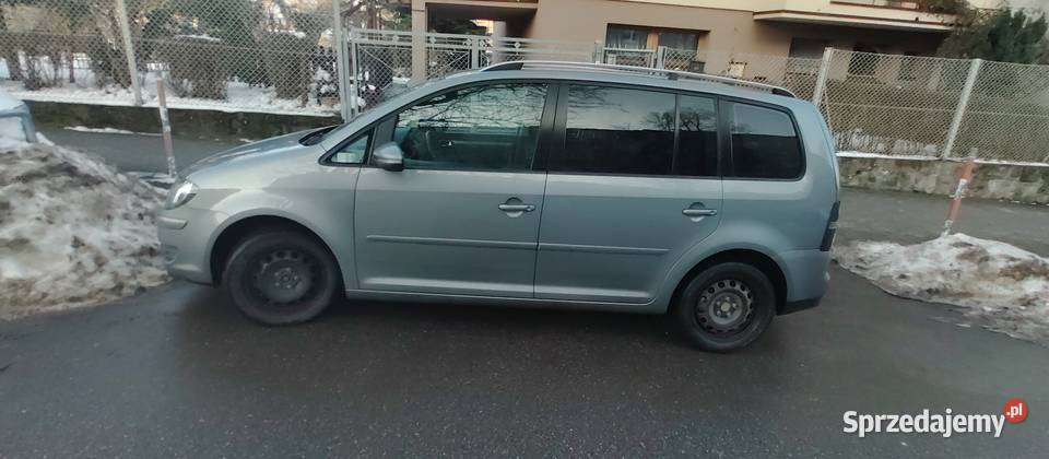Sprzedam vw Turan 2010 19 TDI 1cm3 Touran Volkswagen Kraków