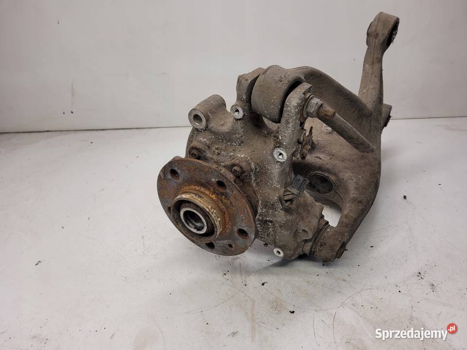 ZWROTNICA PIASTA LEWY TYŁ AUDI A7 A6 8R0505431F Przystajń