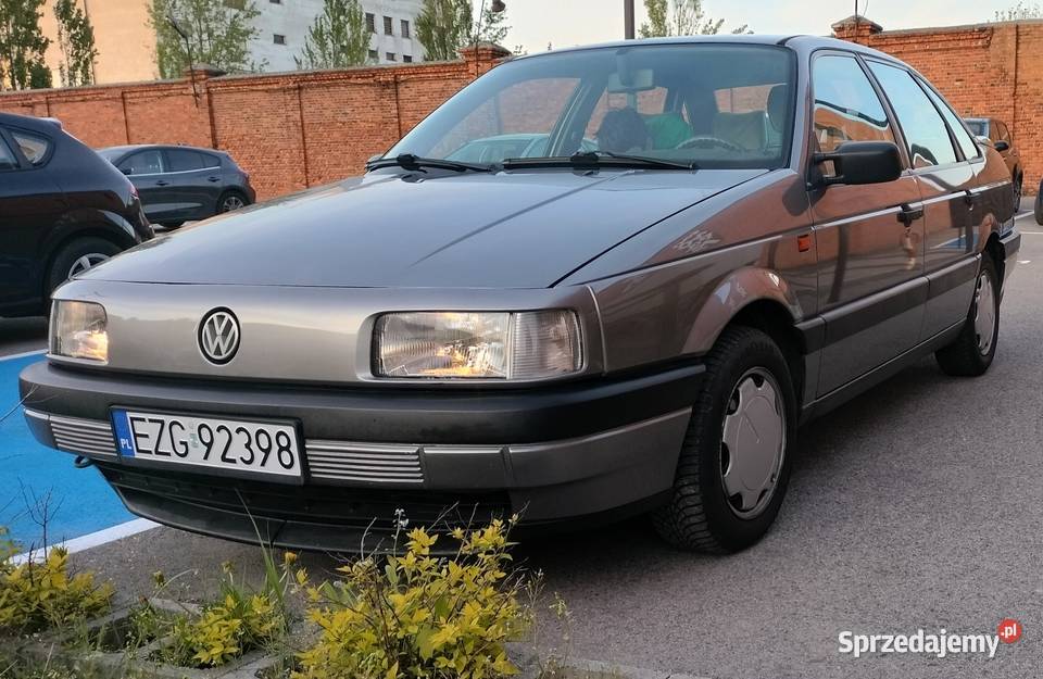 VW Passat B3 20 GL Climatronic tempomat automat manualna Janów
