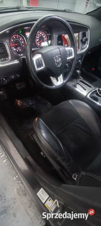 Dodge Charger 57 HEMI wersja RT 2013 158000 158000km