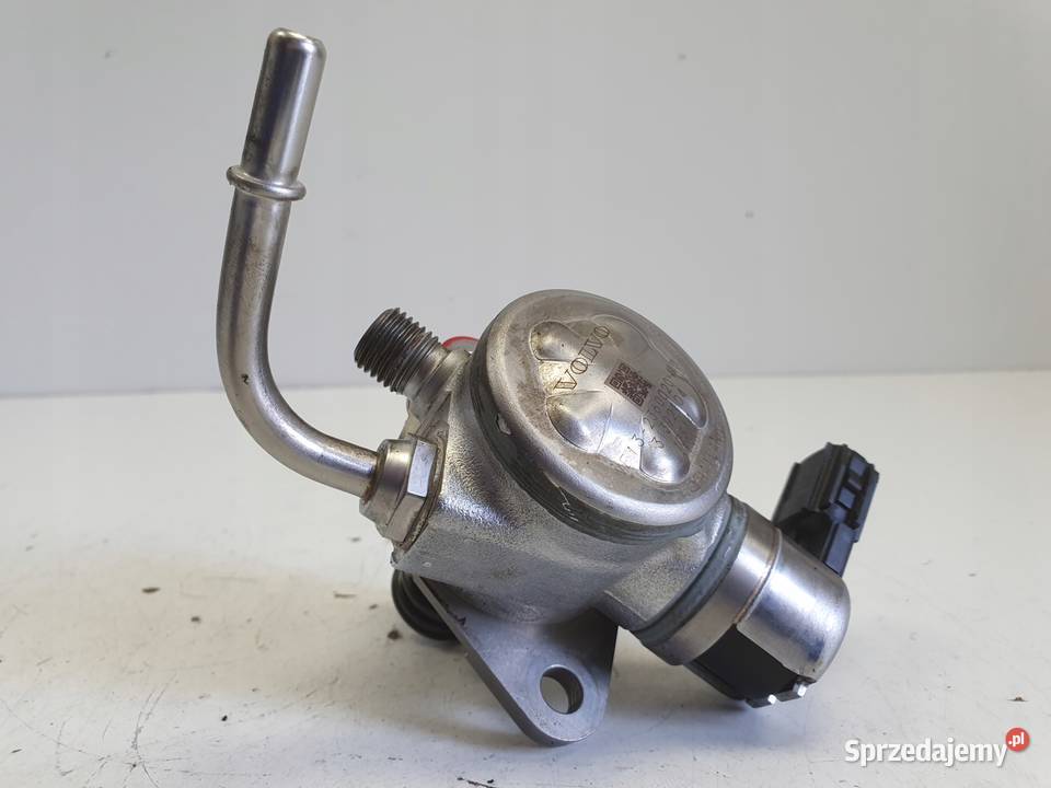 Volvo V40 II 15 T2 POMPA PALIWA wtryskowa osobowe Chełm