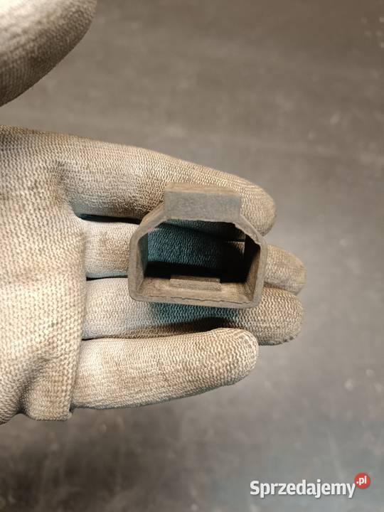 Uchwyt mocowanie wieszak linka gazu łącznik Mocowania i uchwyty Gołaczewy sprzedam