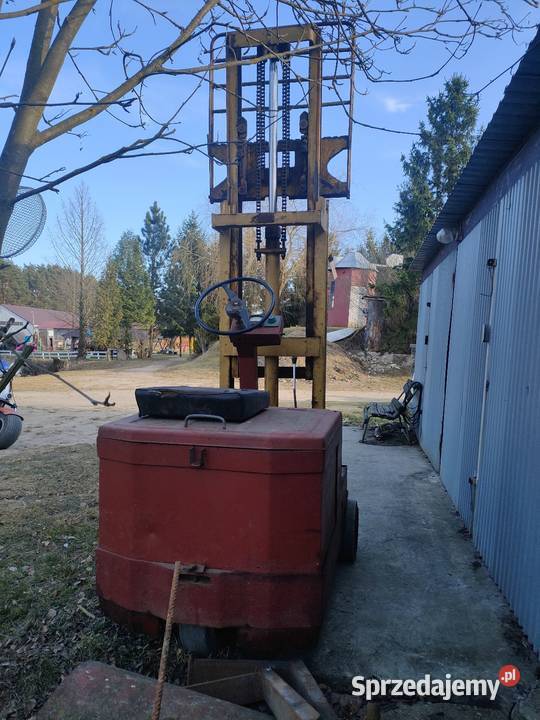 Wózek widłowy elektryczny Serniki