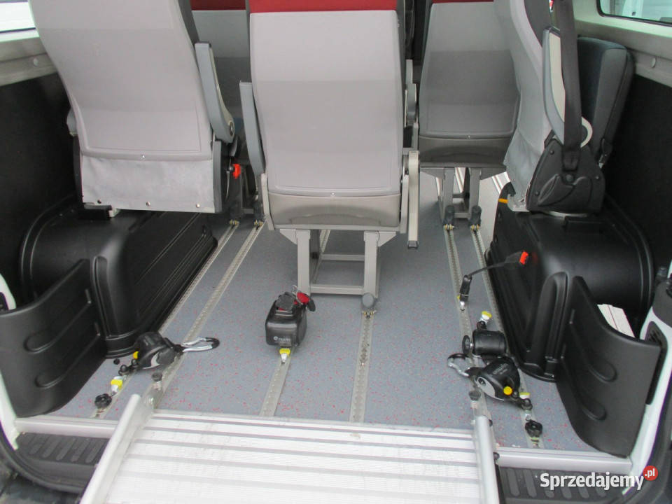 Renault Master 23 DCI 145 L2H2 9 miejsc najazd Dębica