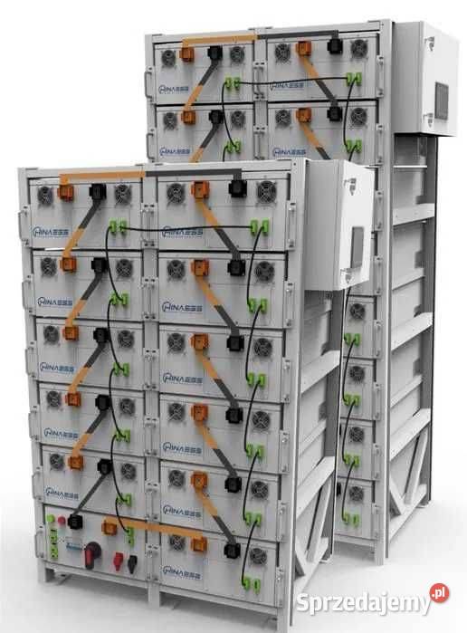 Zestaw Magazyn Inwerter HV 240 kW 215 kWh