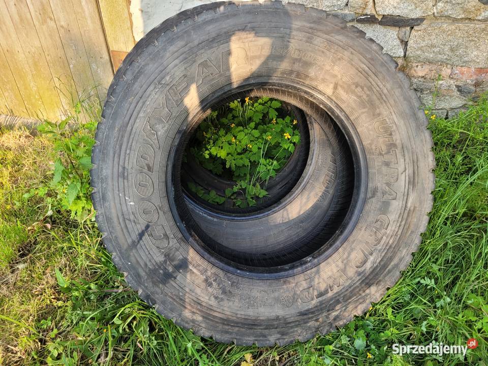 Opona Goodyear 29580R225 ultragrip wtd sprzedam