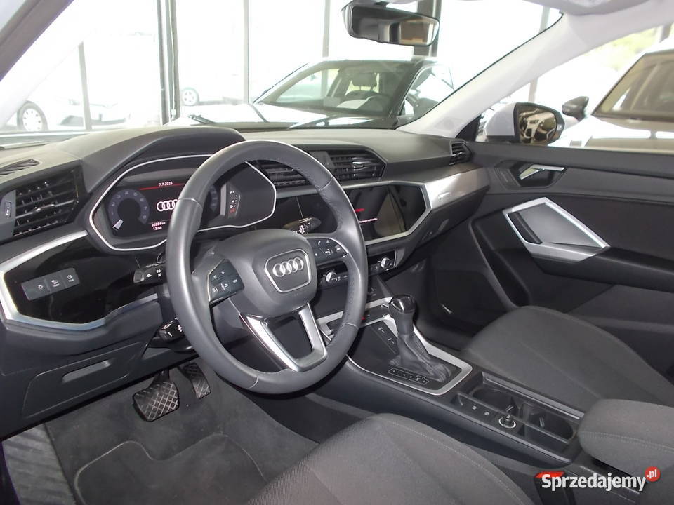 AUDI Q3 15 benzyna Automatsalon Polska światła LED Q3 Dębica