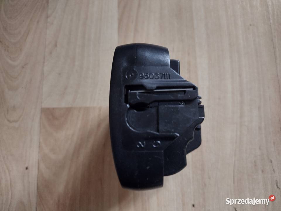 Kratka nawiewu renault clio 2 95067111 osobowe Motoryzacja Bydgoszcz sprzedam