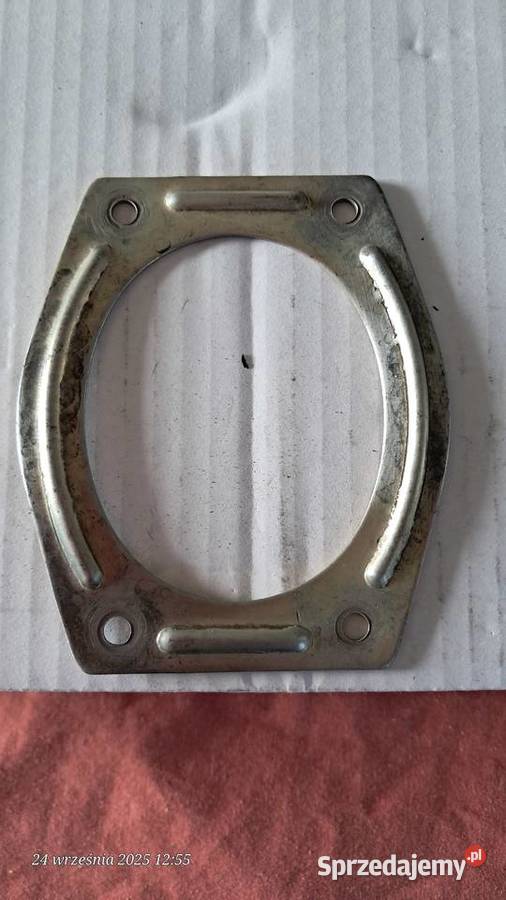 OBUDOWA FILTRA POWIETRZA FIAT 125p Kurów