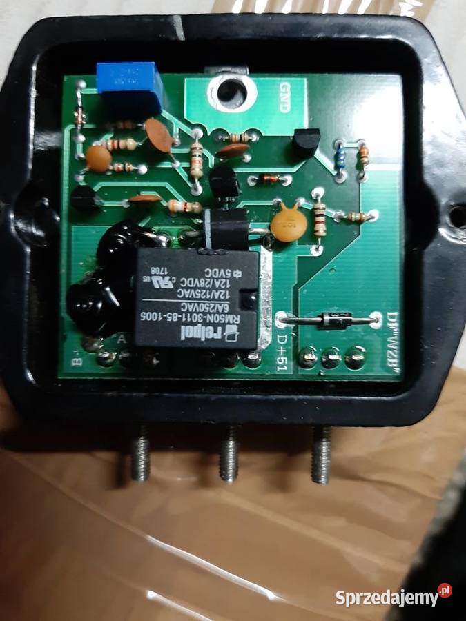 Elektroniczny Regulator Napięcia PP302 6V K750 Prudnik