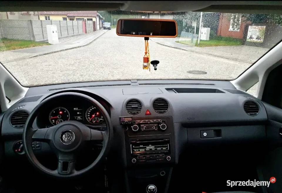 VW caddy 7osb Niski przebieg 155 Zarejestrowany w Polsce Dzwola