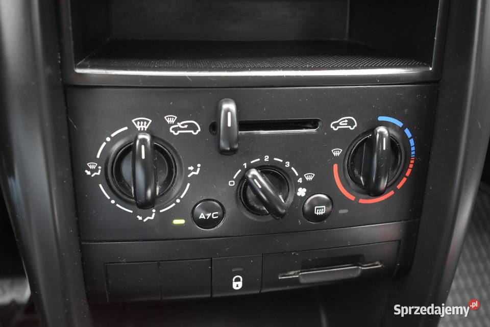 SALON POLSKA 14 73 5 DRZWI KLIMATYZACJA NOWY manualna