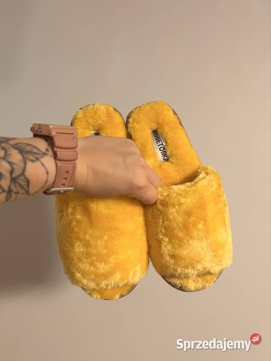 Klapki minnetonka Sandały i klapki dolnośląskie Krępa