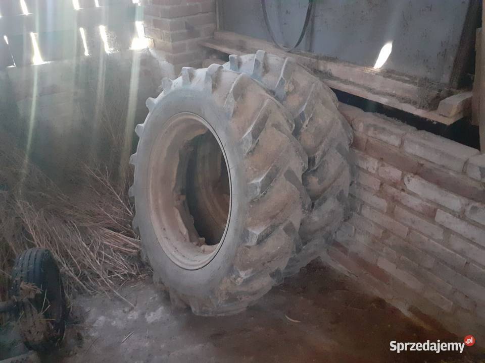 Koła bez gwiazd do ciągnika C 330 rozmiar 124 r Olszanka