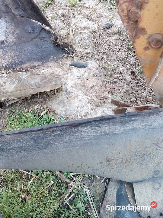 Sprzedam pług obrotowy 3x40 nieuszkodzony Pługi Rybczewice Pierwsze sprzedam