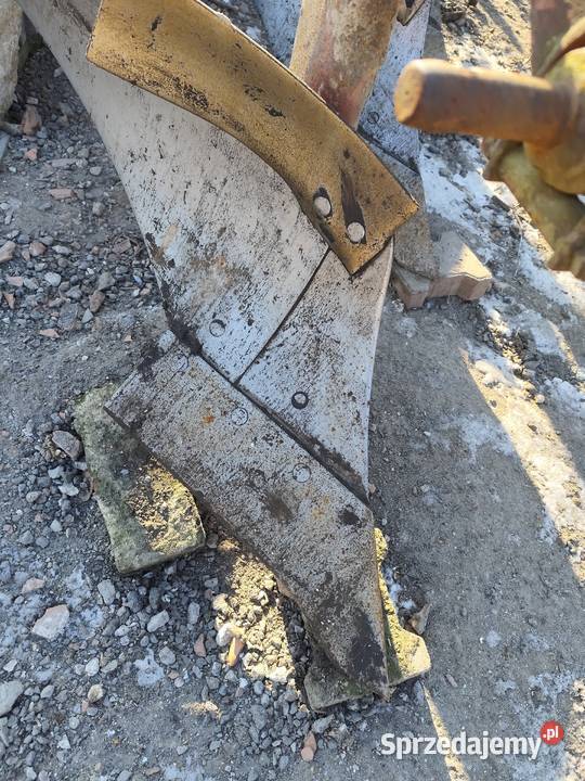 Sprzedam pług 3 skibowy agromet stan Sędzimirowice