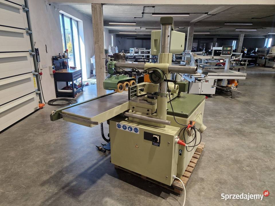 Frezarka dolnowrzecionowa SCM T150 Elektryczna Produkcja Kalwaria Zebrzydowska