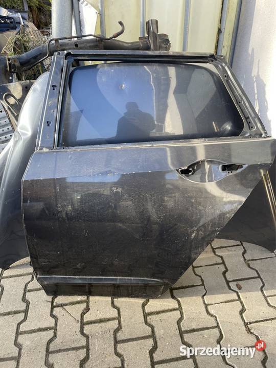 Honda Accord VIII kombi drzwi tył lewe Kozubszczyzna