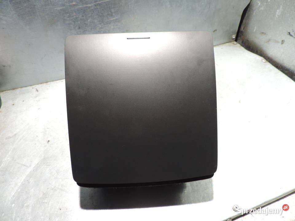 VW TOURAN 1 I SCHOWEK GÓRNY KONSOLI osobowe Nowy Sącz sprzedam