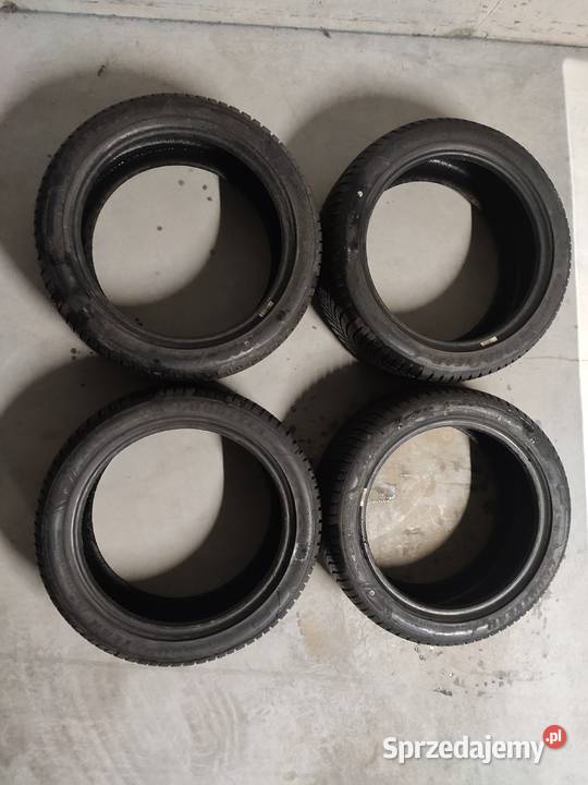 Goodyear Vector 4Seasons XL gen3 22545 R17 Samochodowe