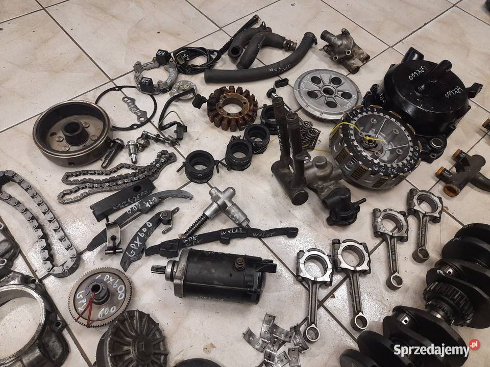 Kawasaki GPX 600 silnik części cylinder głowica Jelenia Góra