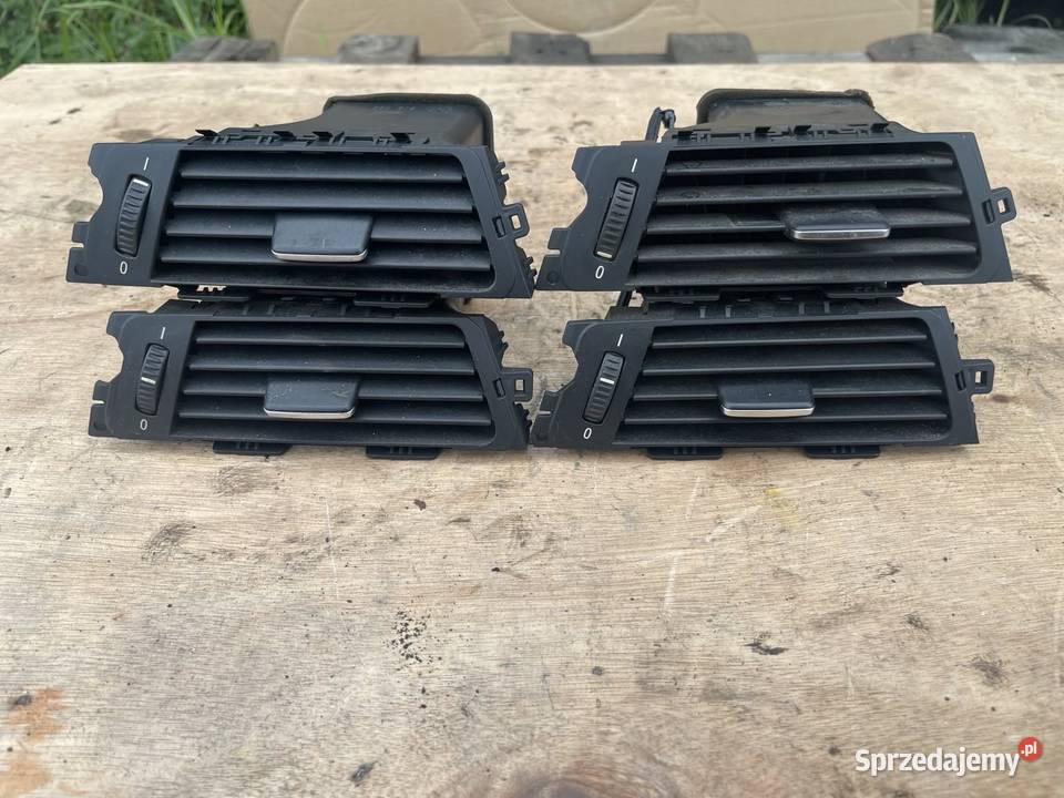 Kratka nawiewu lewa BMW E90 E91 osobowe podkarpackie Stalowa Wola