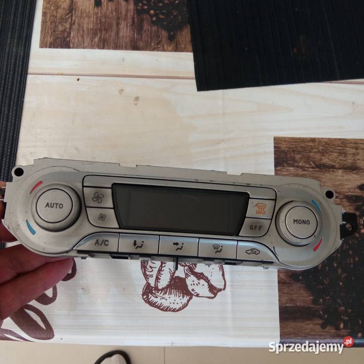 Panel sterownik klimatyzacji ford focus MK2 Rok produkcji 2010 Szczecin sprzedam