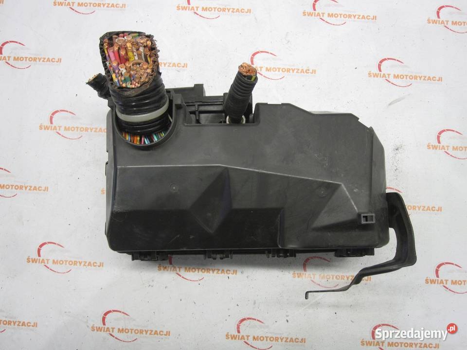 HONDA CIVIC IX 12r skrzynka bezpieczników TV2 osobowe Kielce