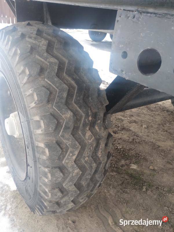 Przyczepa jednoosiowa wywrotka na trzy strony świętokrzyskie Mnichów sprzedam