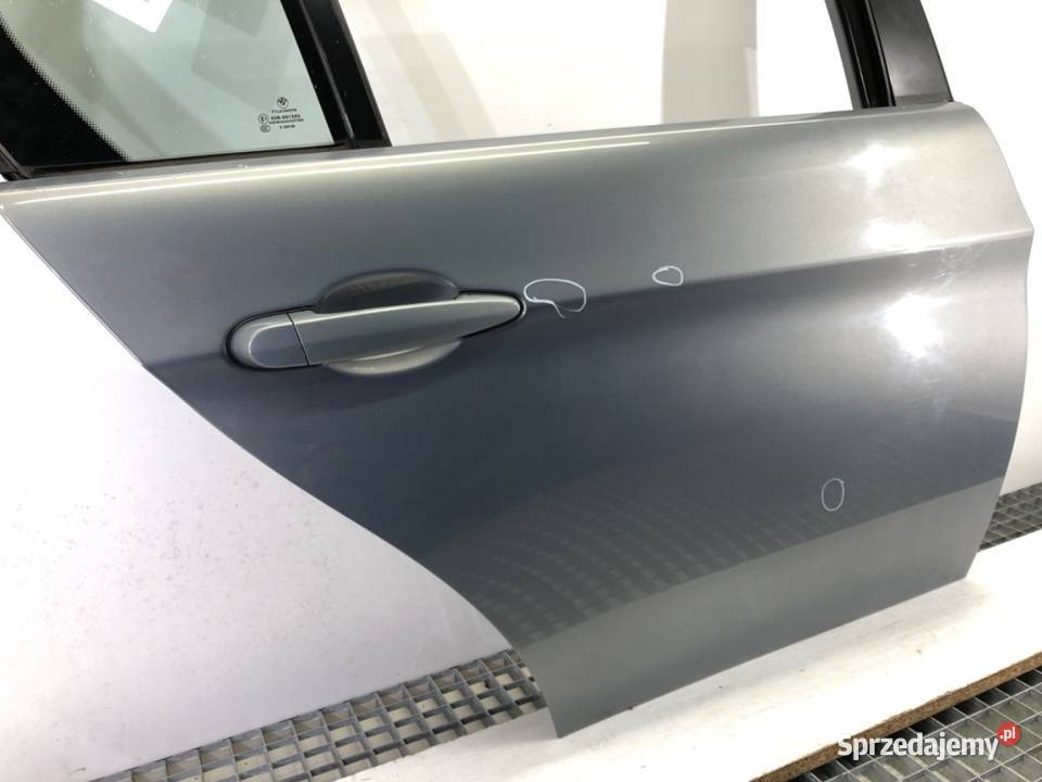 DRZWI PRAWY TYŁ BMW E90 SedanLimuzyna 0412