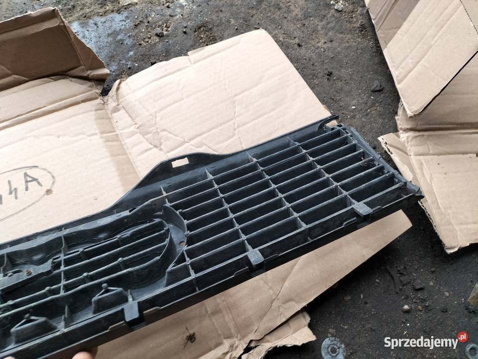 ATRAPA GRIL AUDI 80B3 B3 Kamień-Kolonia