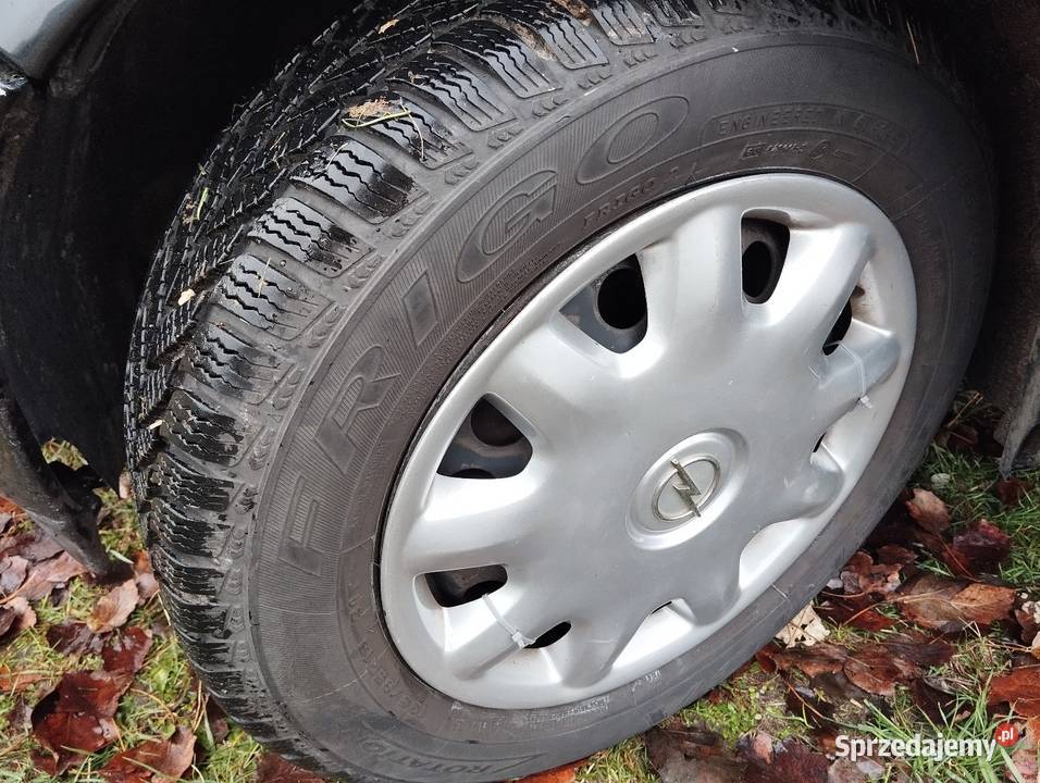 Sprzedam komplet opon kol 1956515 do opel r15 195 Samochodowe Warszawa