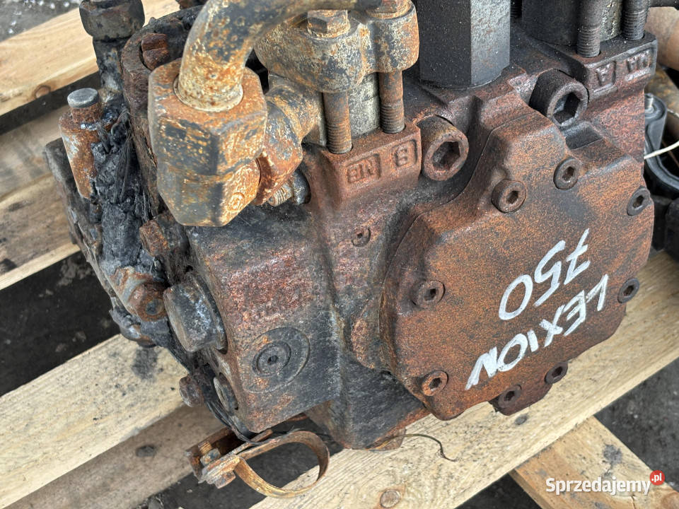 Claas Lexion 620 630 650 660 670 750 760 Pompa Jastrzębniki sprzedam