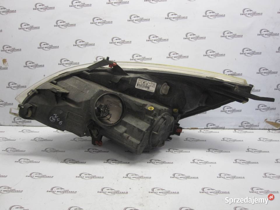 OPEL MERIVA B 12r lampa prawa przód ANGLIK osobowe Kielce