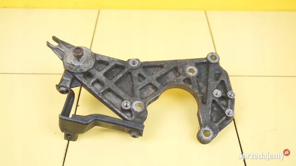 AUDI Q7 30 TDI 09r 232 BUG mocowanie pompy świętokrzyskie