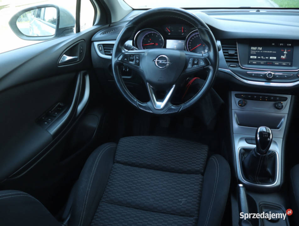Opel Astra 14 T 110KM łódzkie sprzedam