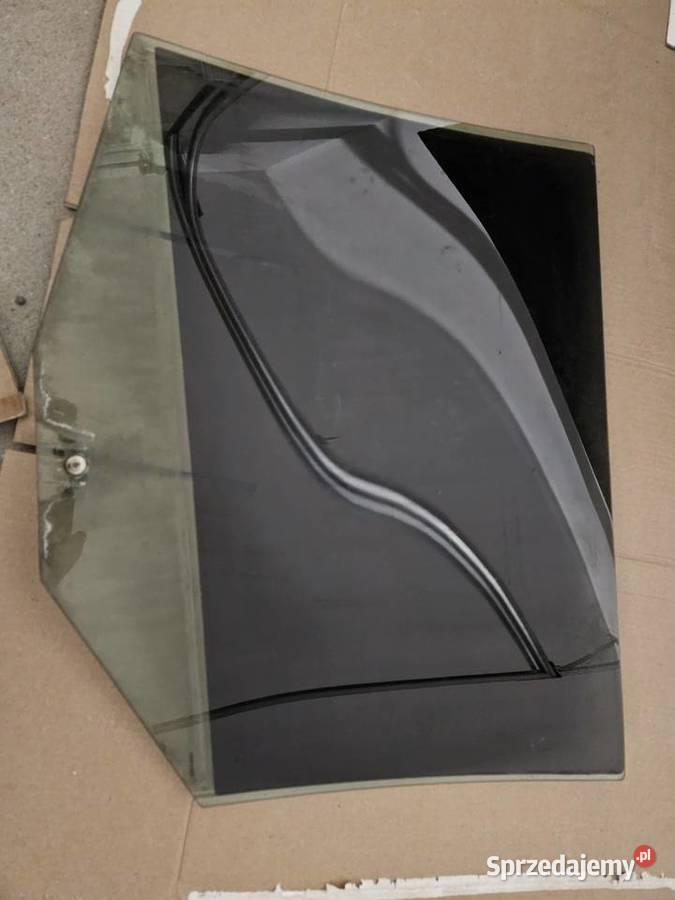 Szyba drzwi prawy tył golf vi 6 kombi Boczne (drzwi)