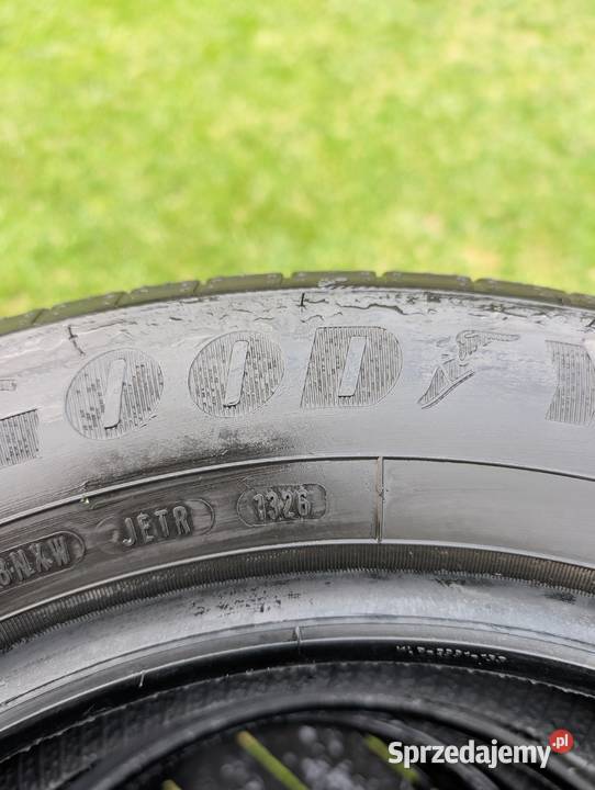 Goodyear 20560R16 EFFICIENTGRIP komplet opon sprzedam